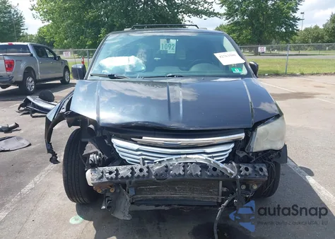 2014 Chrysler Town & Country Touring from USA, damaged, VIN 2C4RC1BG3ER402221